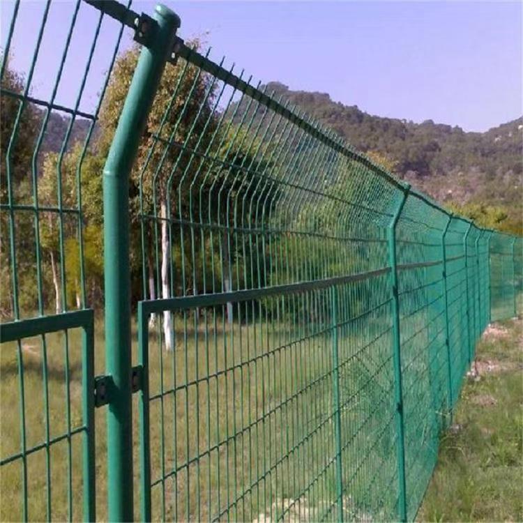 护栏